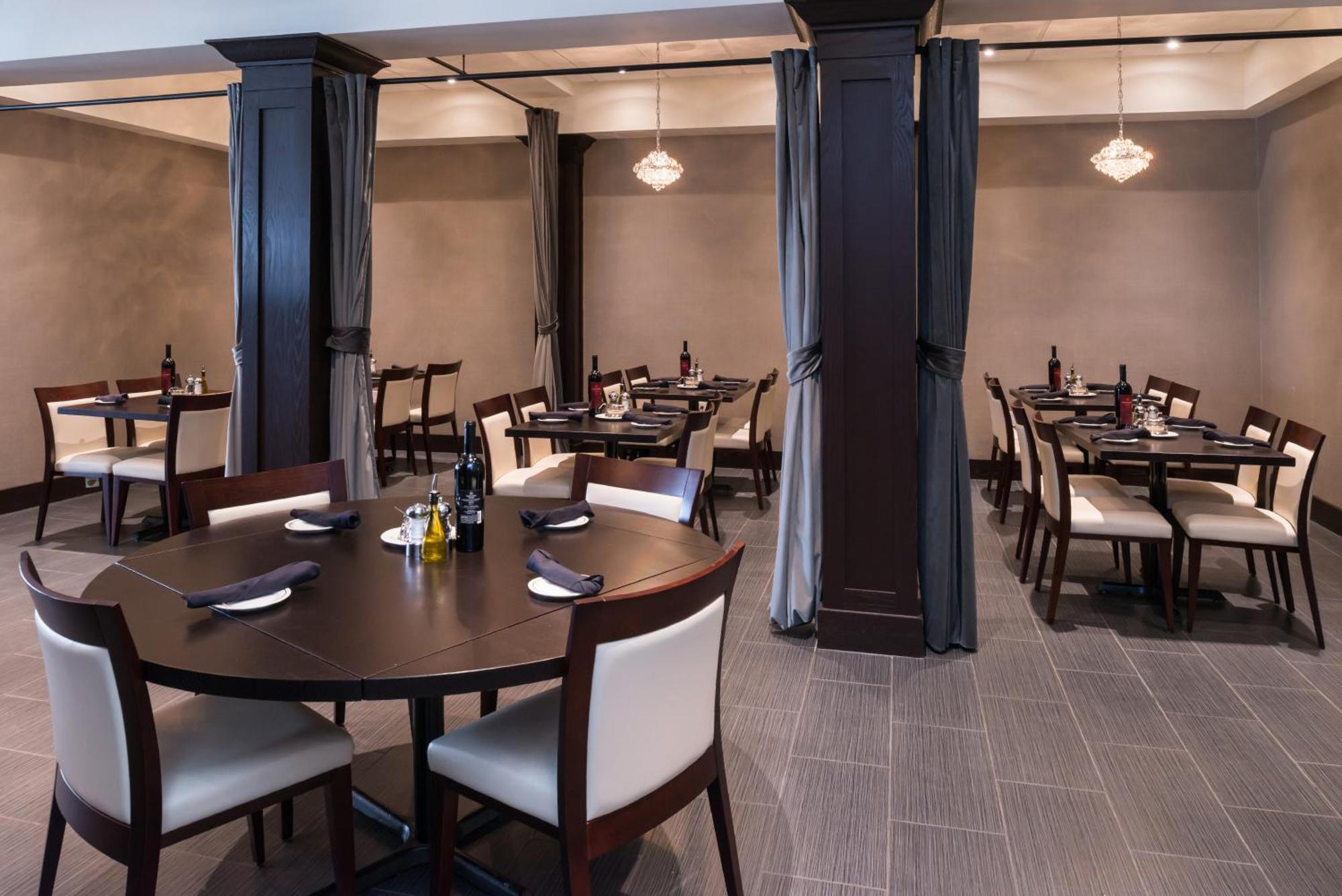 Holiday Inn Detroit Northwest - Livonia By Ihg Exterior foto